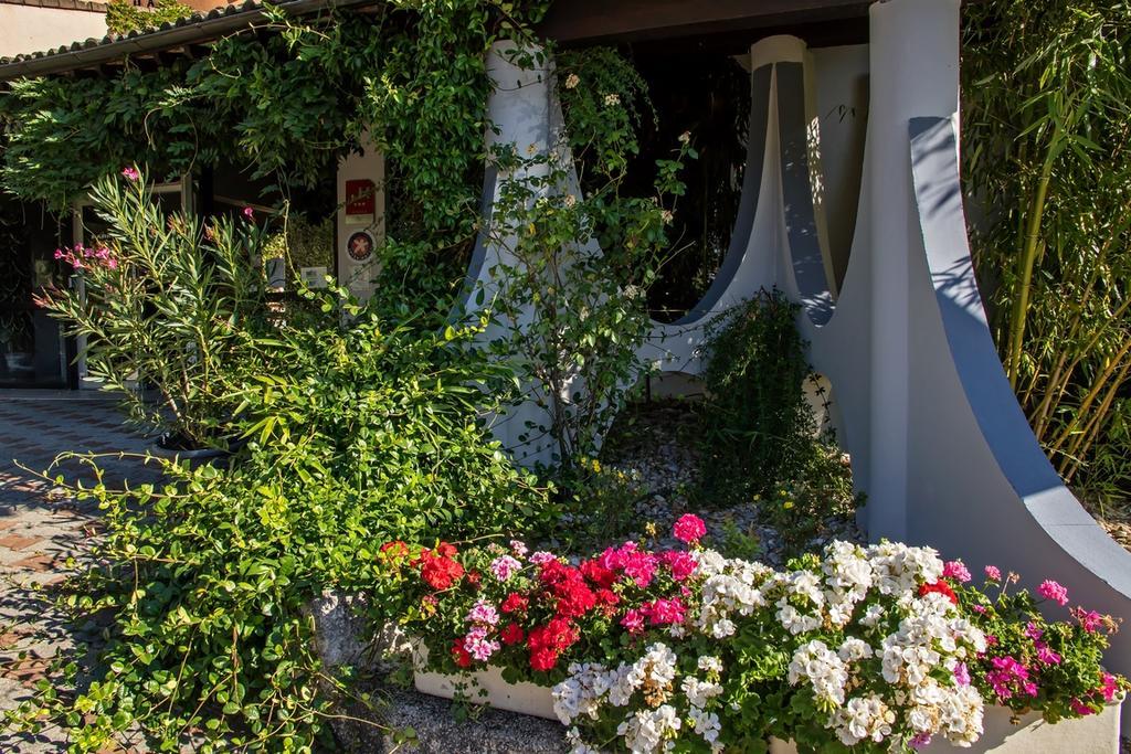 The Originals City, Hotel La Siesta, Annonay Est Davézieux エクステリア 写真